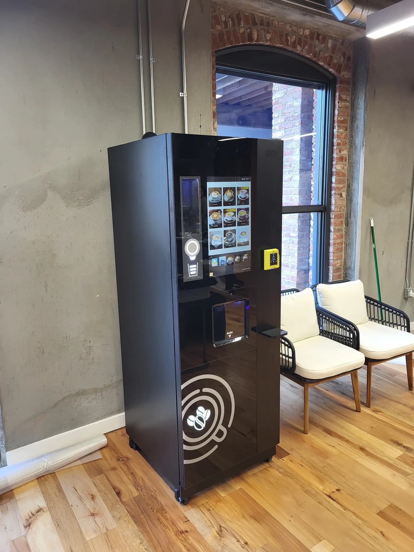 Smart Vending Machine 850