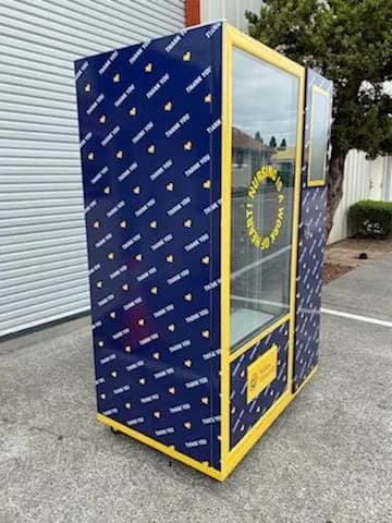 Smart Vending Machine 895