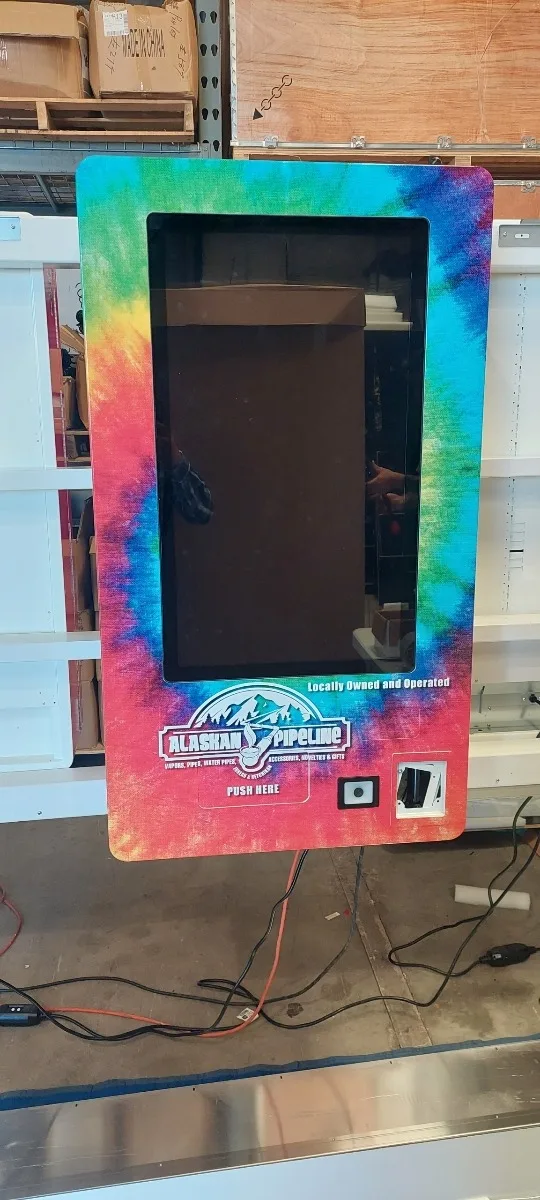 Wall-mounted vape vending machine gallery image 101