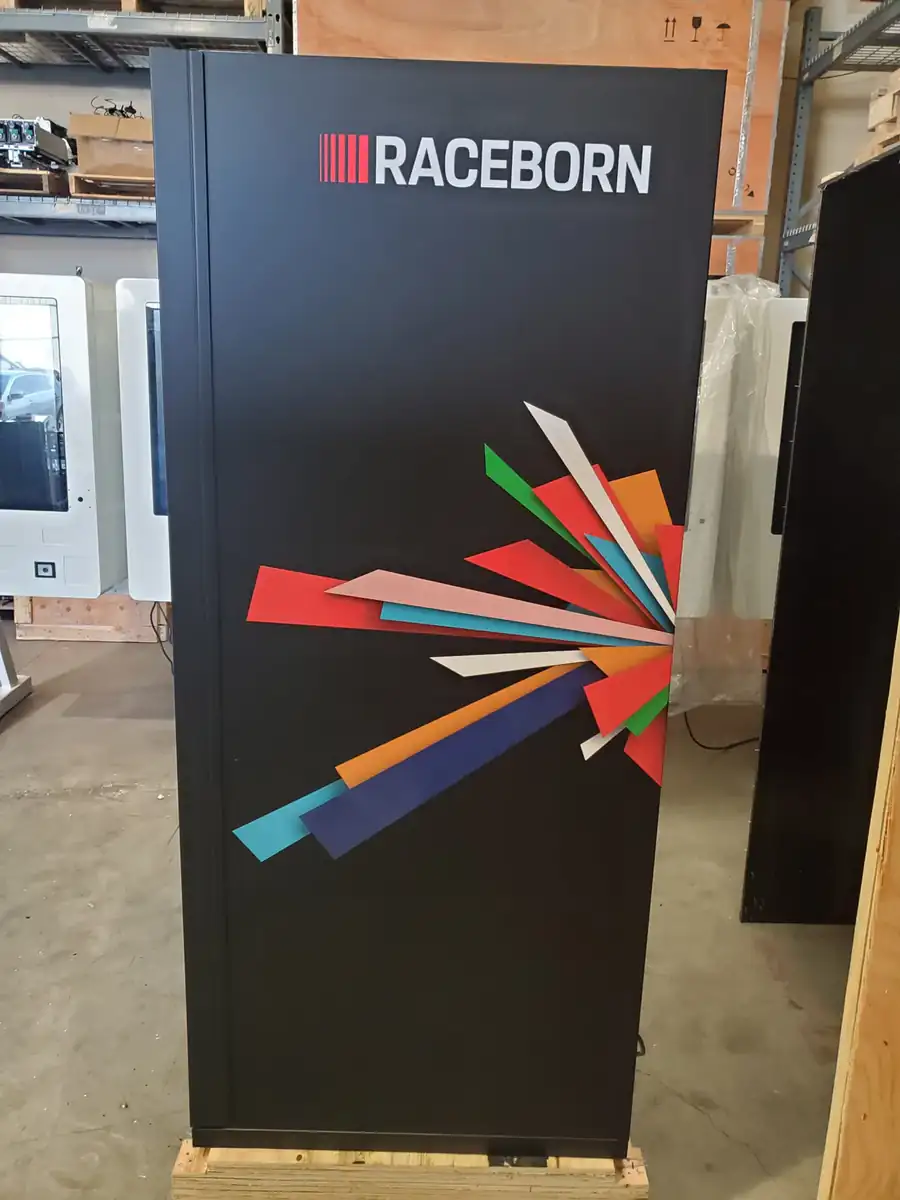 Large format DMVI smart vending machine for automated retail