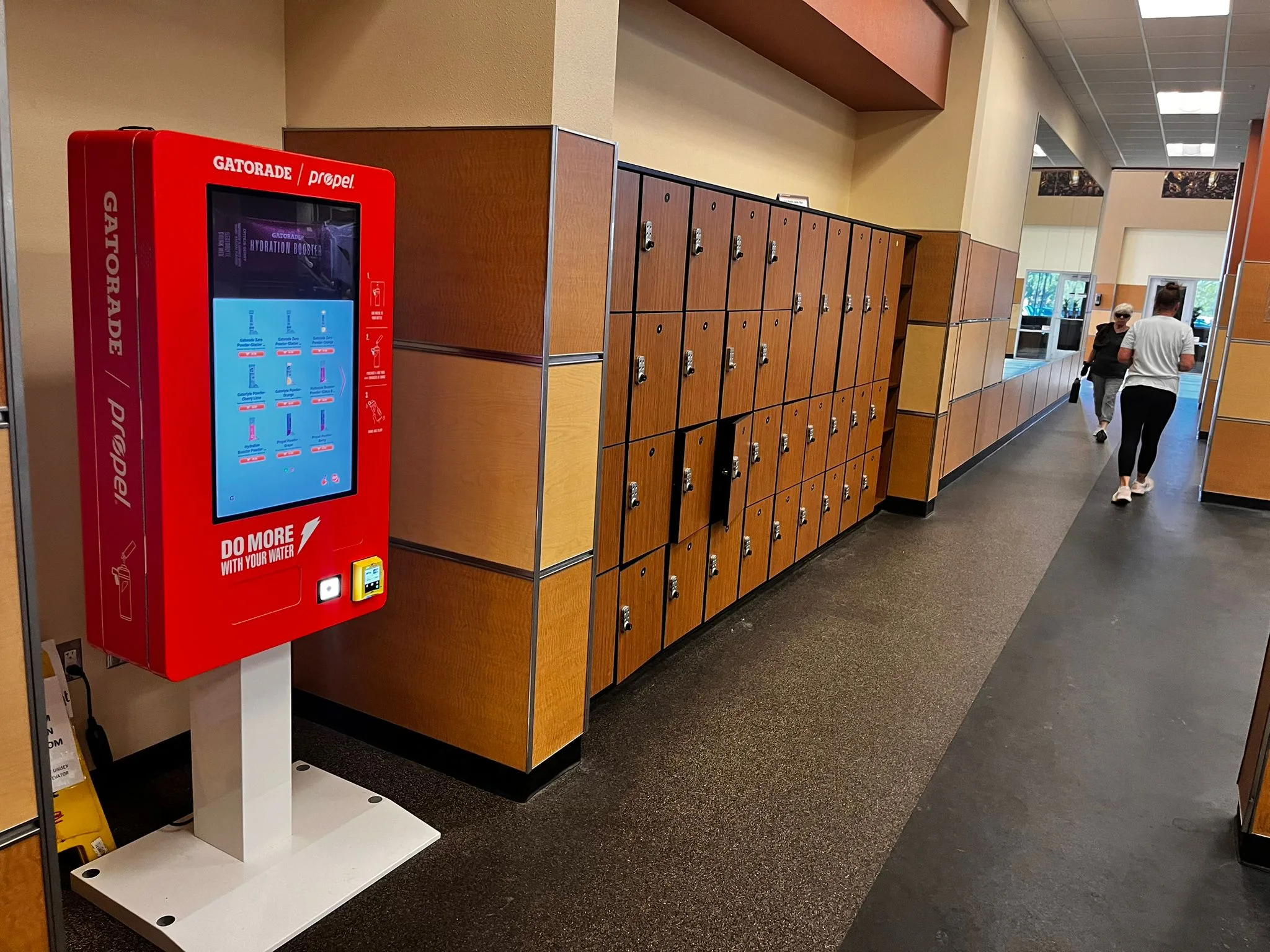Wall mounted vending machine gallery image 14